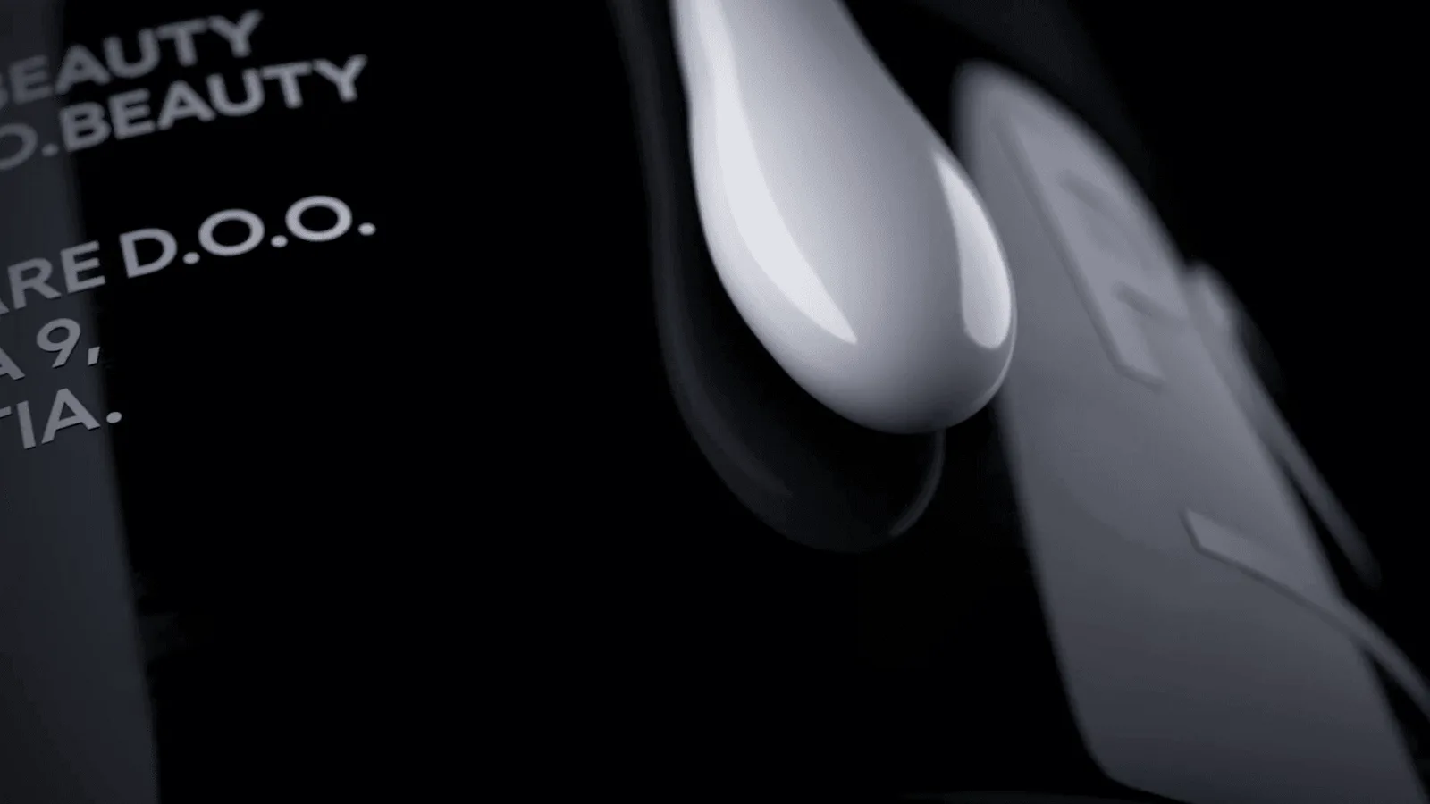 Pomalo brand identity design by Studio Size (3)